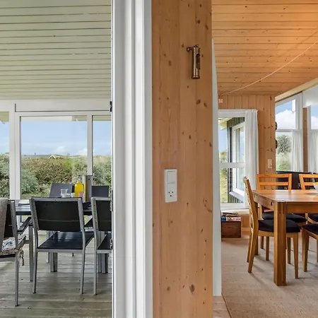 펜션 Udder - 250m From The Sea By Interhome 히링