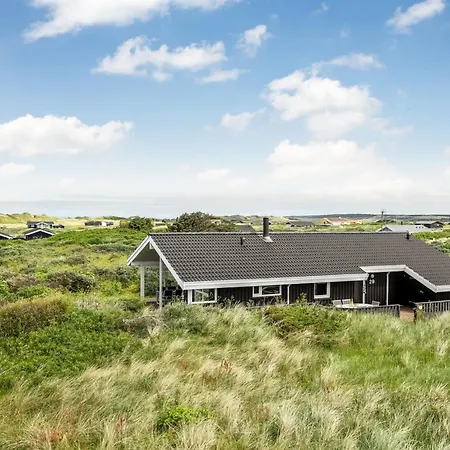Udder - 250m From The Sea By Interhome * 约灵